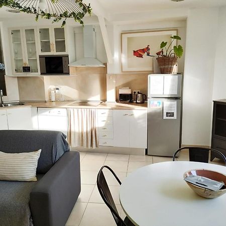 BEL APPARTEMENT BAIE PLAGE - WiFi - PARKING - DRAPS ET SERVIETTES Hendaye Exterior foto