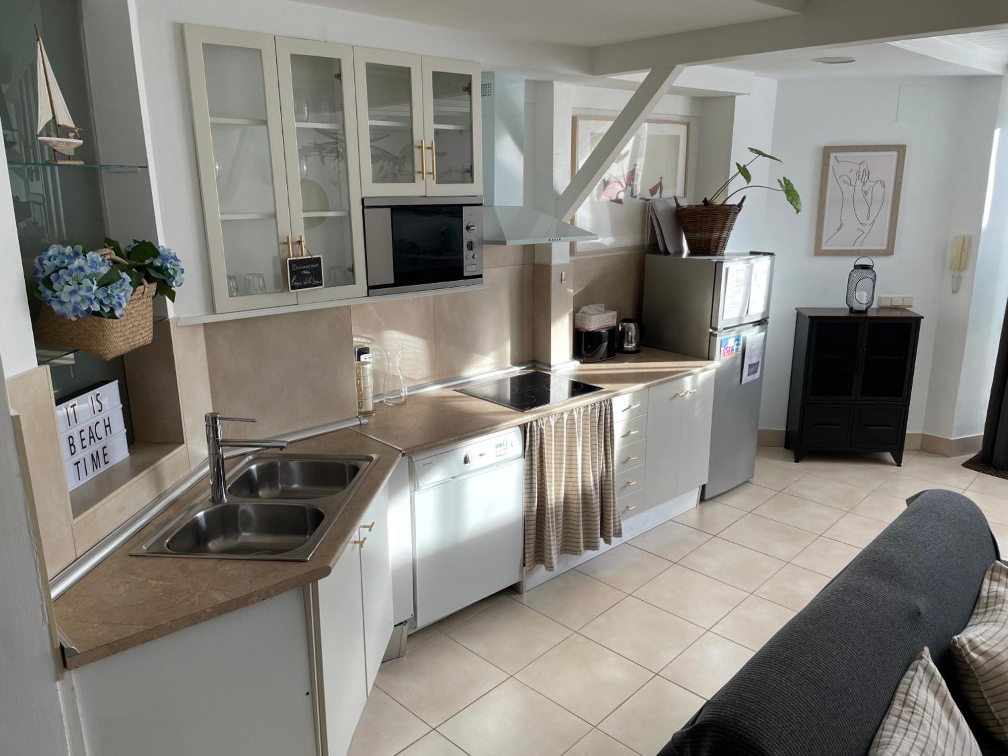 BEL APPARTEMENT BAIE PLAGE - WiFi - PARKING - DRAPS ET SERVIETTES Hendaye Exterior foto